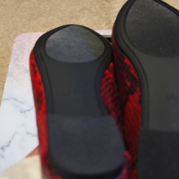 Shoe Dazzle red pleather loafers, 9.5 - Picture 3 of 4